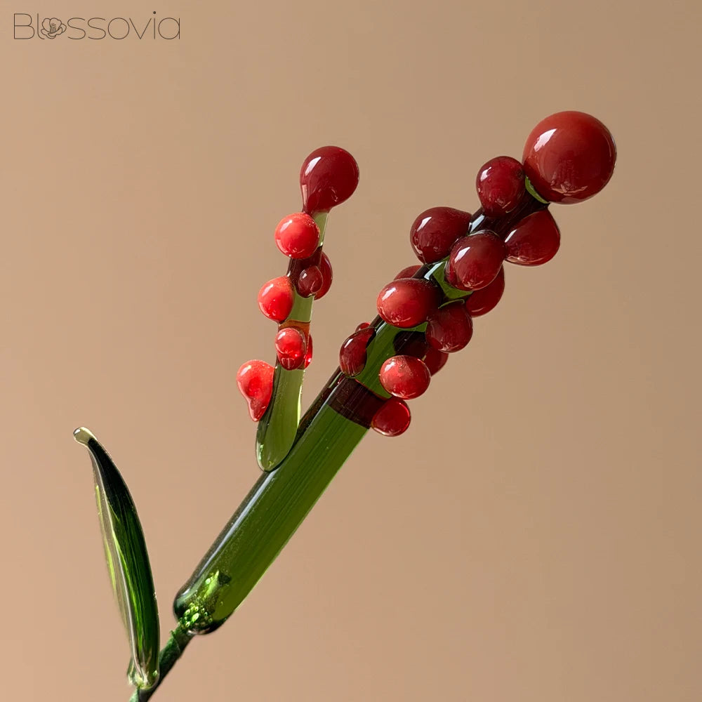 December Birth Flower – Holly